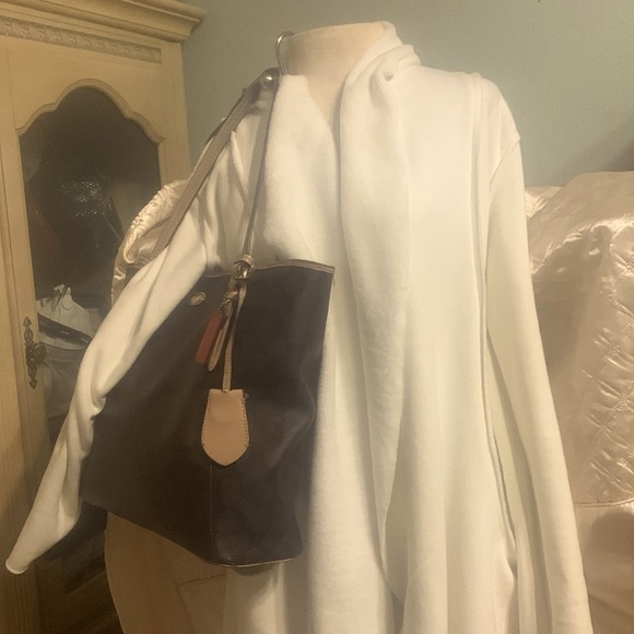 Coach signature C tote - Picture 15 of 16